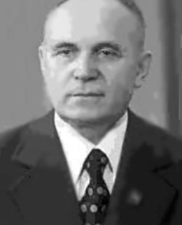 Черкасов Петр Семёнович директор с 1952 года по 1979 год